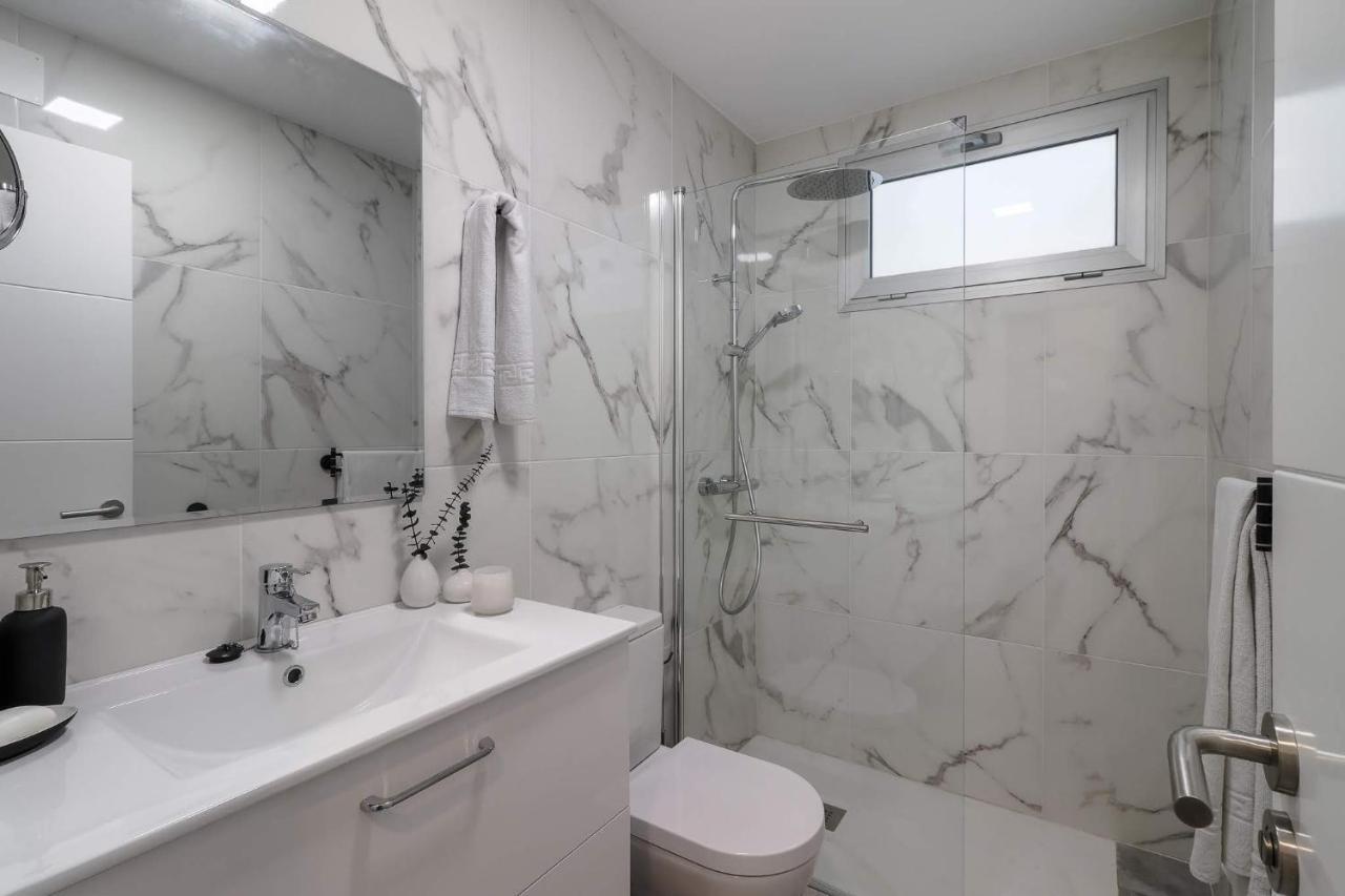 Flatguest Blue Sea - Canteras Beach - Balcony 라스팔마스 외부 사진
